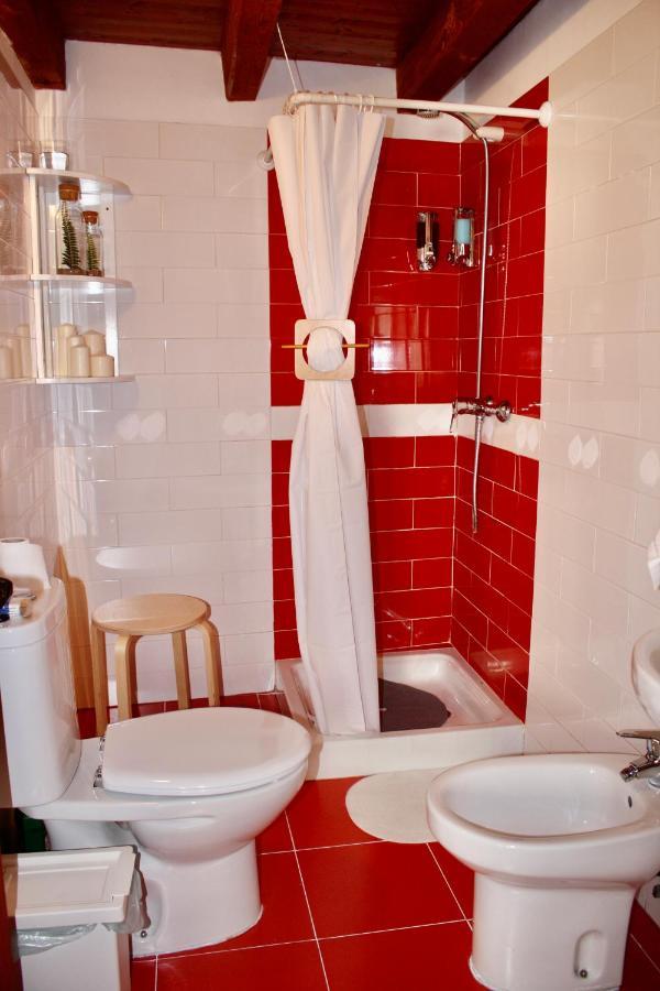 Atico Duplex En Centro Historico Toledo Apartment Luaran gambar