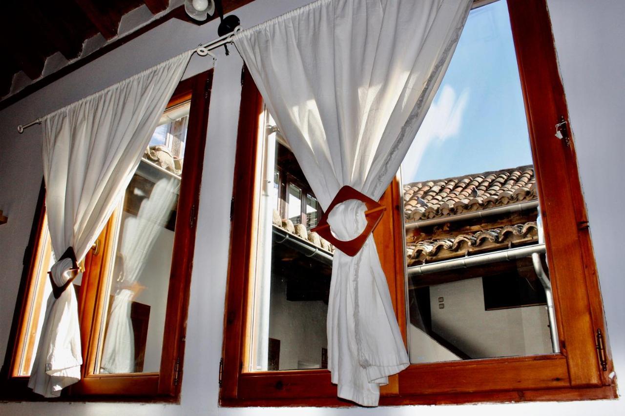 Atico Duplex En Centro Historico Toledo Apartment Luaran gambar